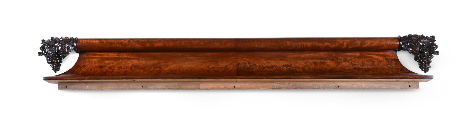 A WILLIAM IV CARVED MAHOGANY PELMET, IN THE MANNER OF GILLOWS, CIRCA 1835: A WILLIAM IV CARVED MAHOGANY PELMETIN THE MANNER OF GILLOWS, CIRCA 183530cm high, 225cm wide, 13.5cm deep