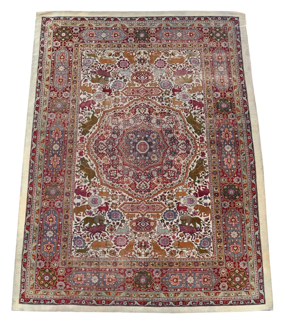 AN AMRITSAR RUG, LATE 19TH OR EARLY 20TH CENTURY (1 of 4)