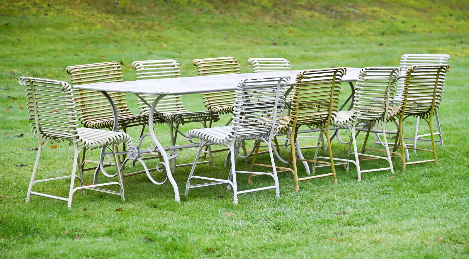 A HAND FORGED AND PAINTED GARDEN 'ARRAS' SUITE, CONTEMPORARY (1 of 1)