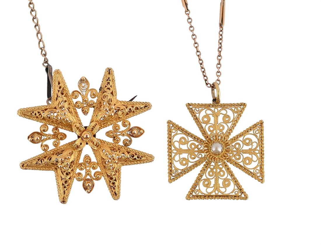 AN 19TH CENTURY FILIGREE CROSS BROOCH AND PENDANT: A 19TH CENTURY FILIGREE CROSS BROOCH AND PENDANT The brooch in the form of a Maltese Cross, with scrolled and beaded decoration, partial stamp on the clasp; together with a filigree cross