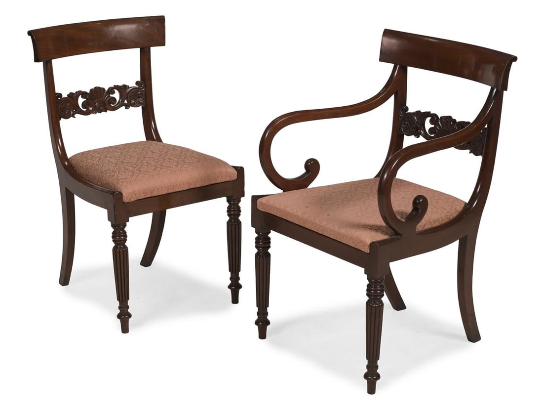 A SET OF EIGHT WILLIAM IV MAHOGANY DINING CHAIRS, CIRCA 1835 - 2