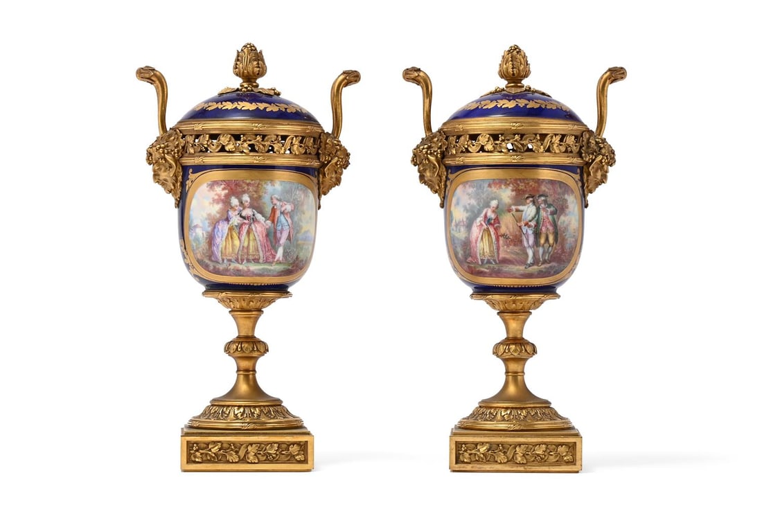 A PAIR OF FRENCH ORMOLU MOUNTED PORCELAIN POT POURRI VASES WITH PANELS BY L SCHILT, 19TH CENTURY - 2