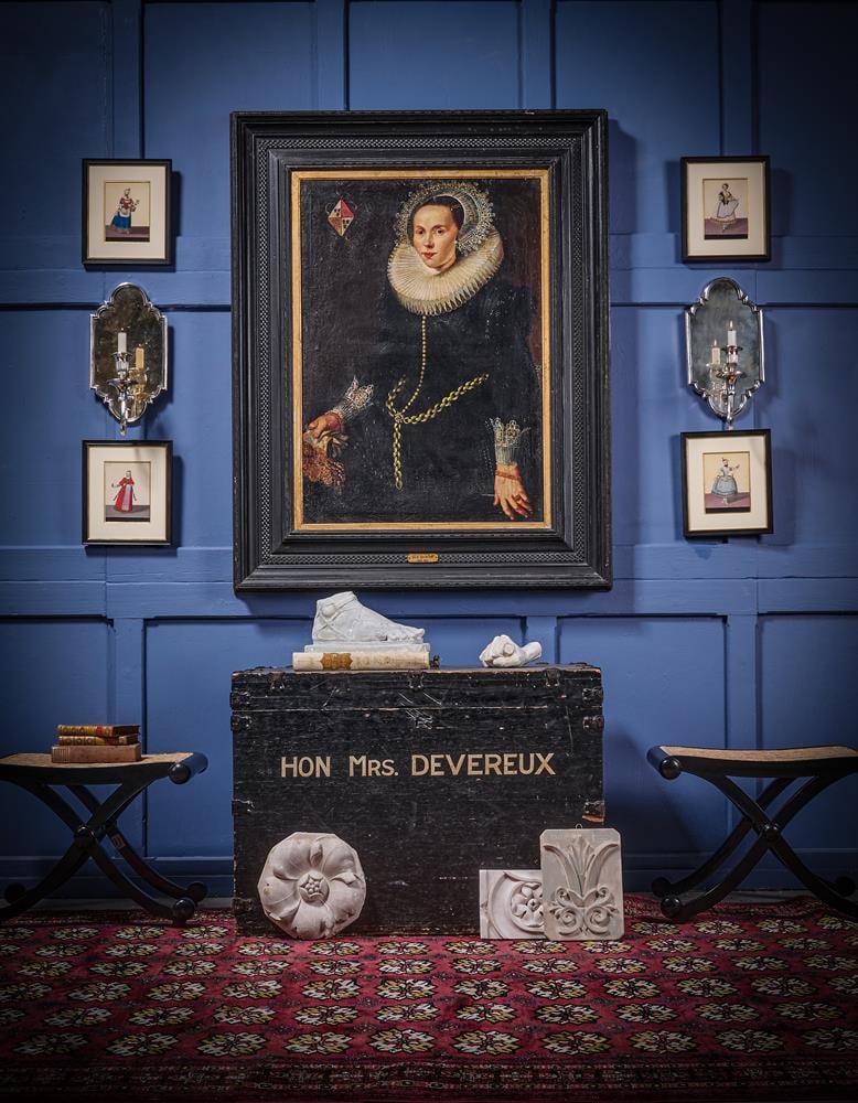 Y A PAIR OF EBONY 'X' FRAMED STOOLS, IN REGENCY STYLE, LATE 20TH OR EARLY 21ST CENTURY - 4