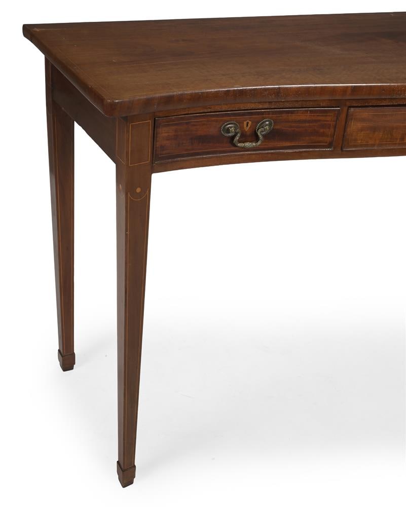 A LATE GEORGE III MAHOGANY SERPENTINE SERVING TABLE, CIRCA 1800 - 3
