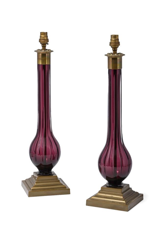 A PAIR OF AMETHYST GLASS AND BRASS BALUSTER TABLE LAMPS, 20TH CENTURY (1 of 2)