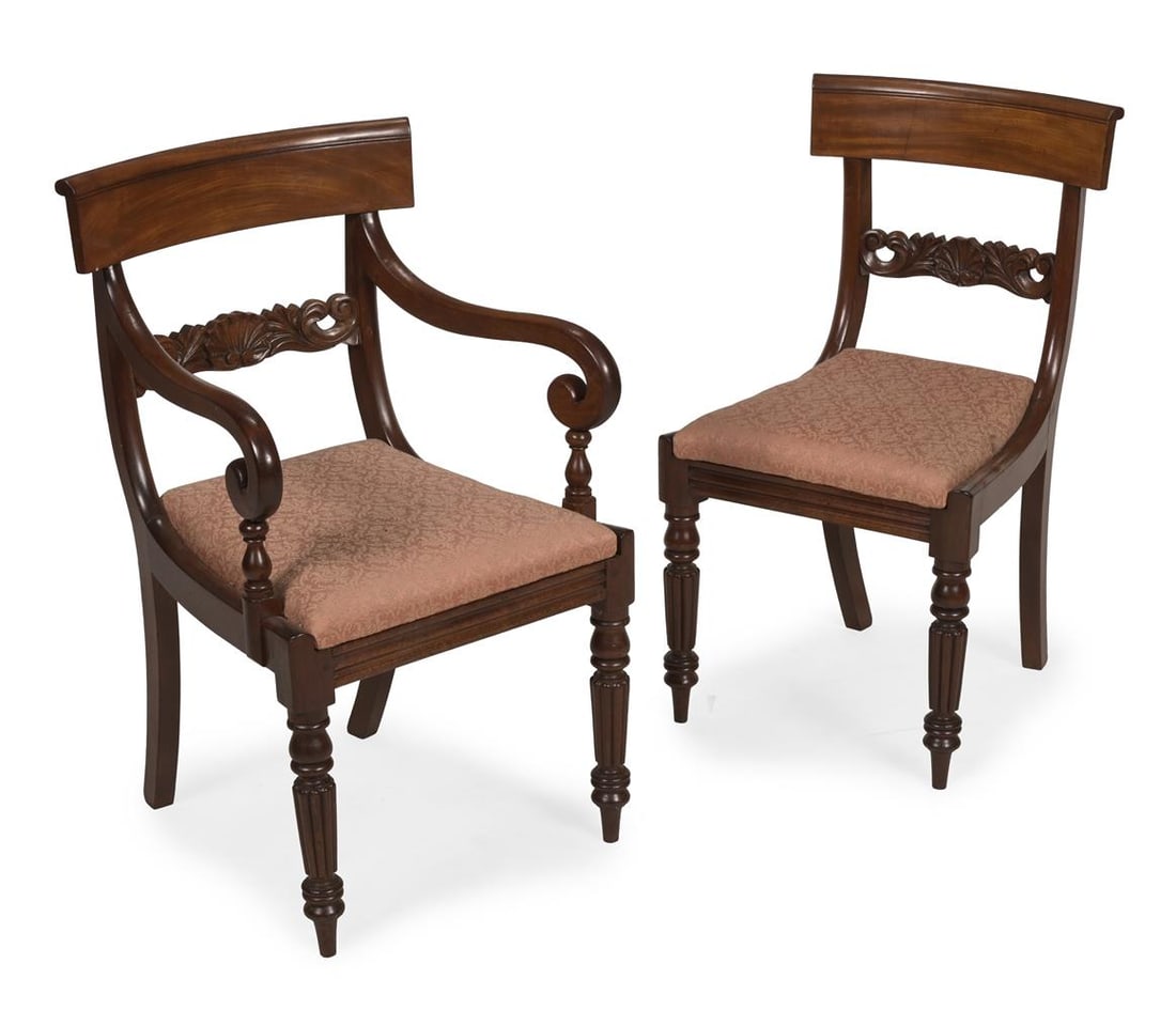 A SET OF EIGHT WILLIAM IV MAHOGANY DINING CHAIRS, CIRCA 1835 - 2