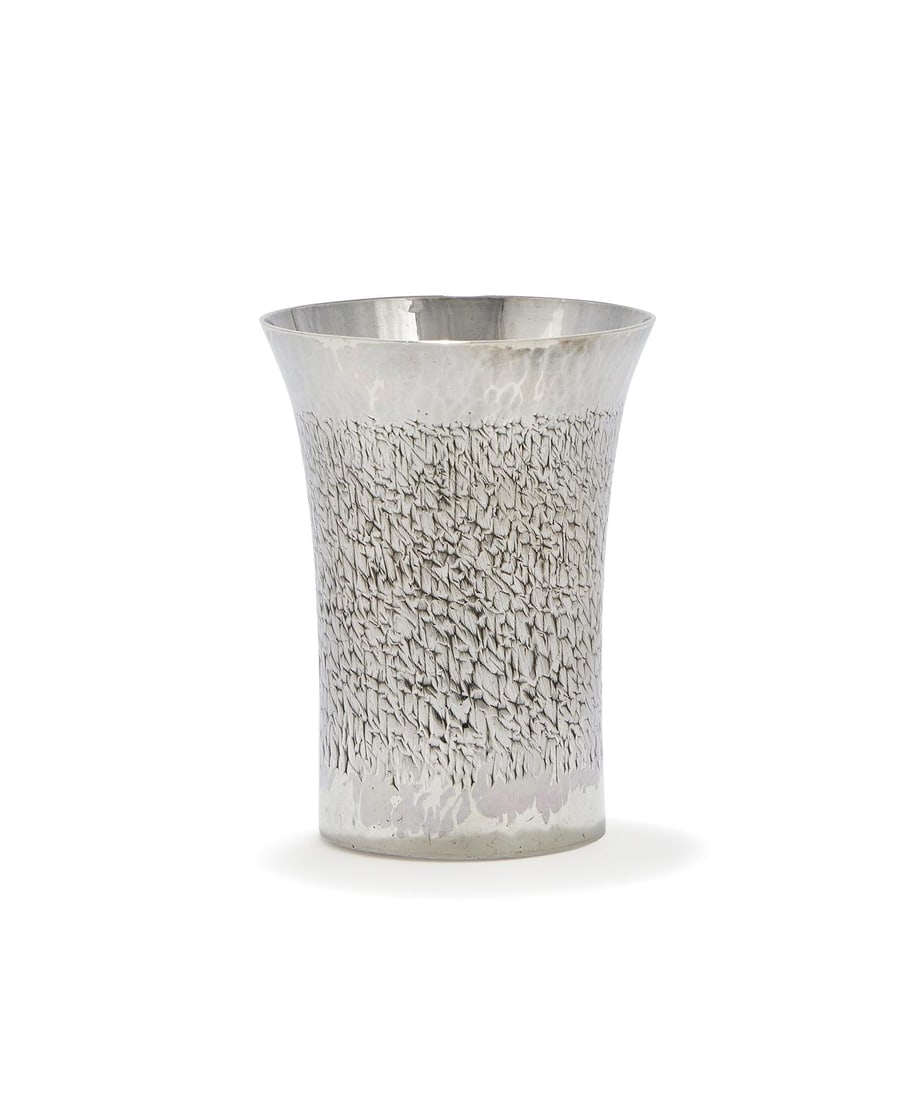 LESLIE GORDON DURBIN, A SILVER TEXTURED BEAKER, LONDON 1981 (1 of 2)