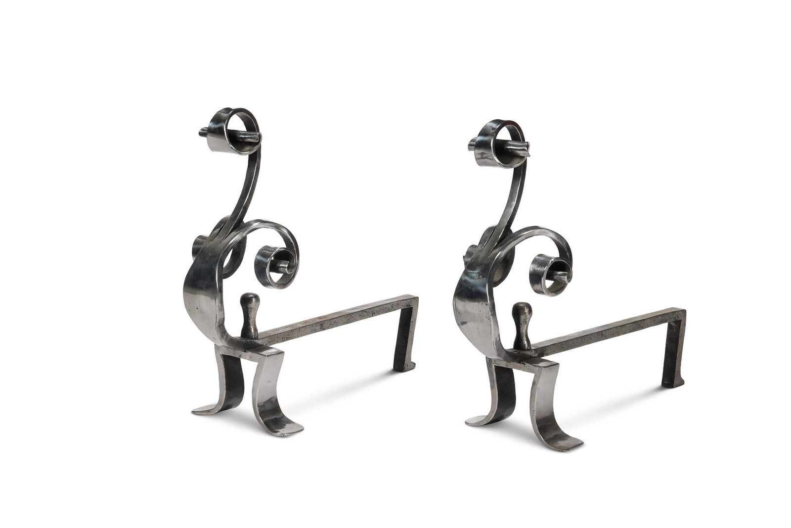 A PAIR OF POLISHED STEEL FIREDOGS, BY R. DODSON, SECOND HALF 20TH CENTURY (1 of 2)