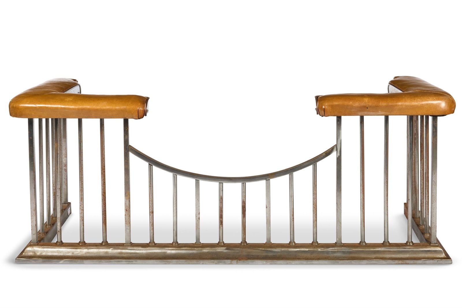A LEATHER UPHOLSTERED STEEL CLUB FENDER, 20TH CENTURY (1 of 2)