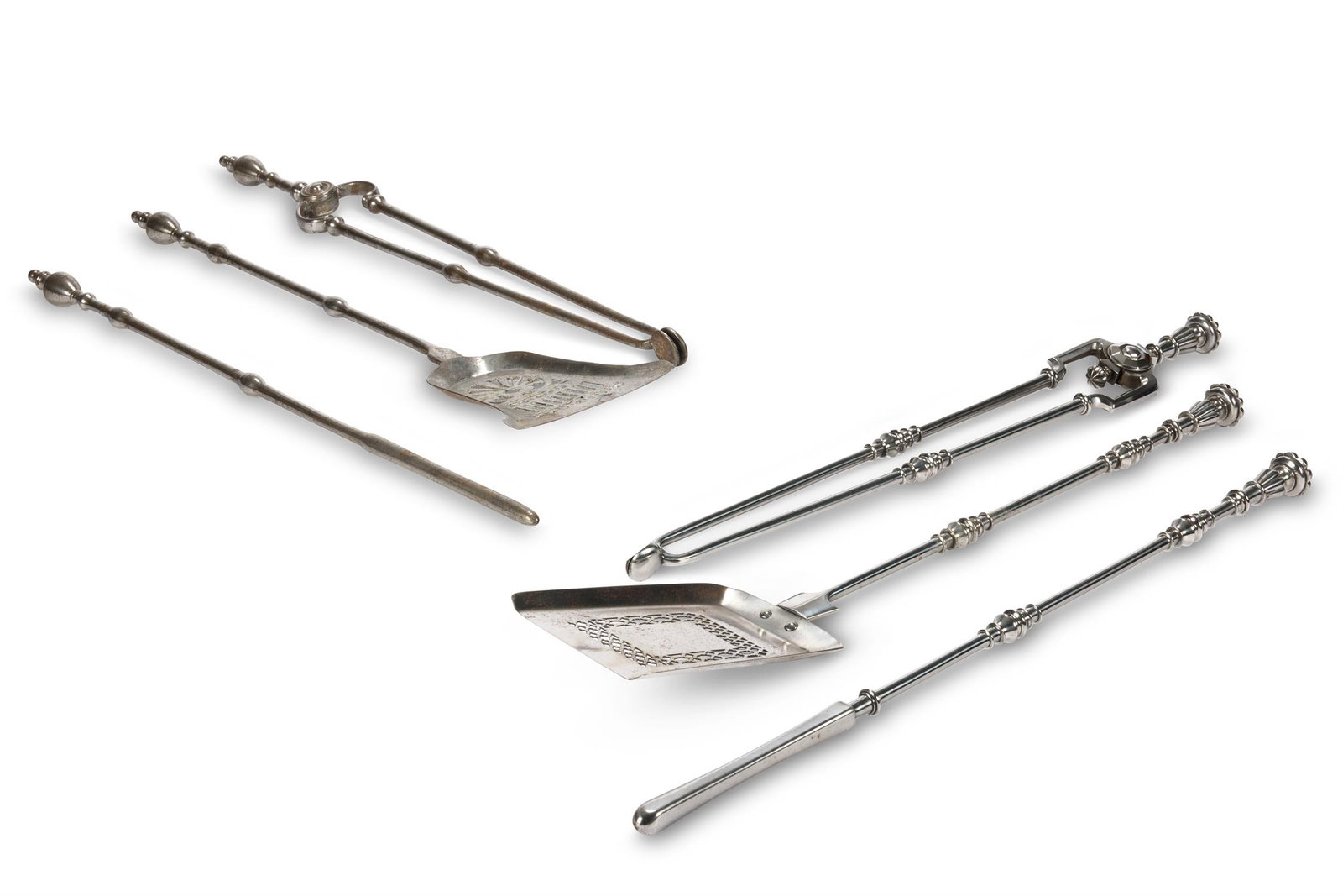 TWO SETS OF STEEL FIRE IRONS, ONE SET GEORGE III, THE OTHER VICTORIAN, 18TH AND 19TH CENTURY (1 of 2)