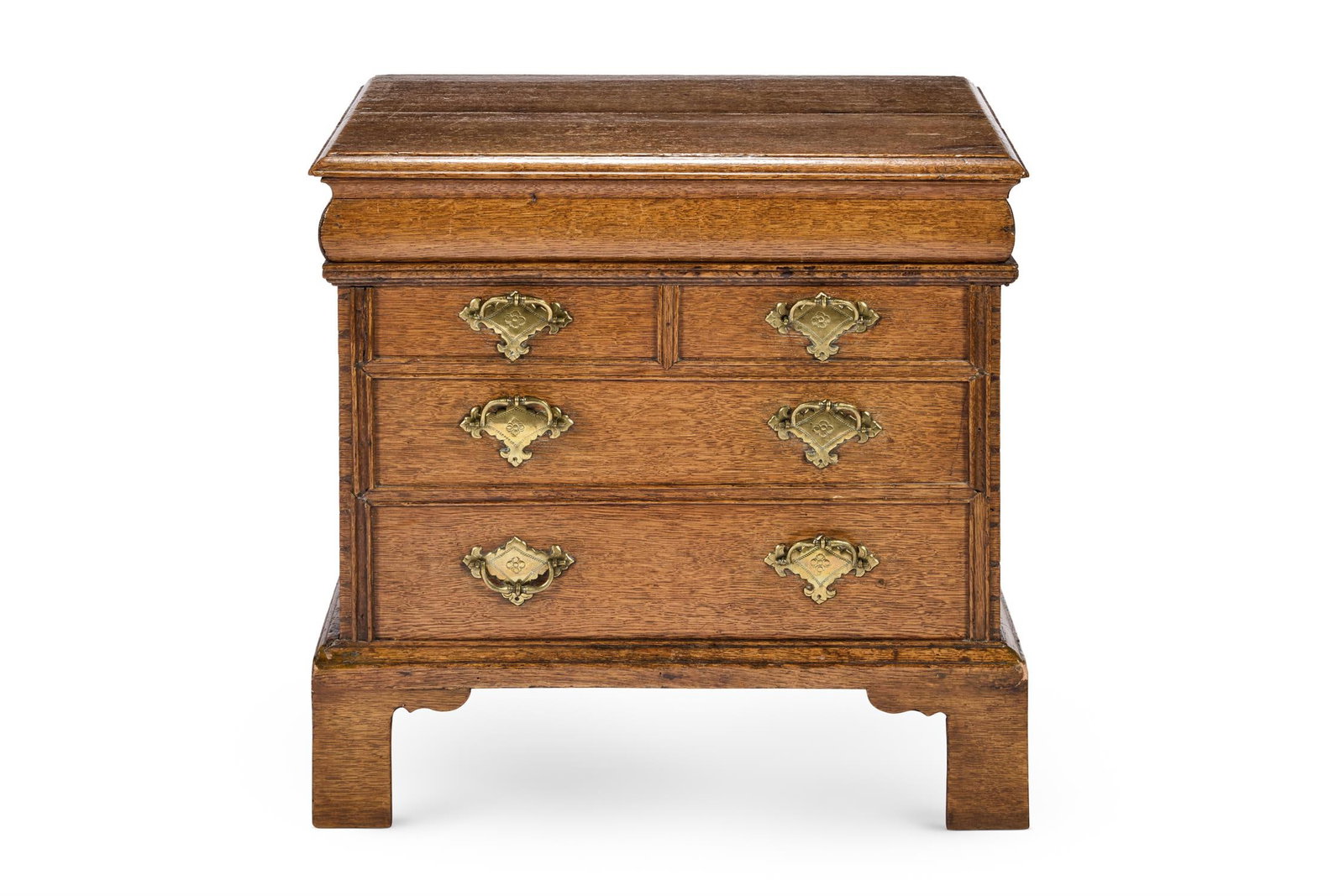 A GEORGE II OAK CLOSE STOOL, CIRCA 1730 (1 of 2)