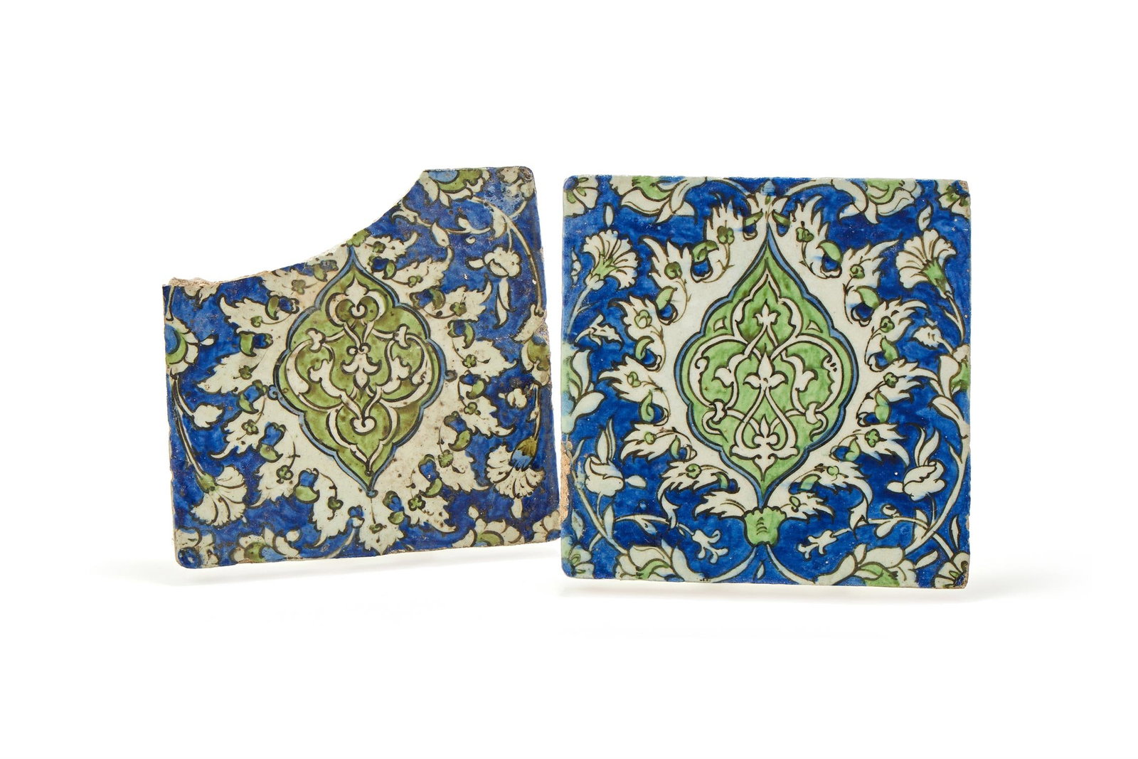 Two Damascus 'arabesque medallion' tiles (1 of 1)