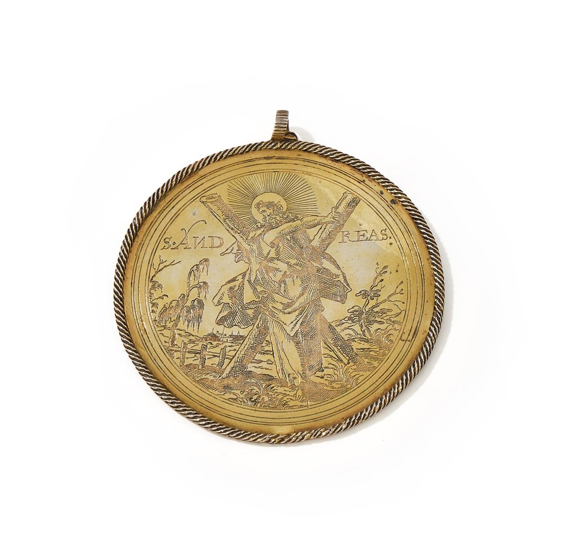 A SILVER GILT COMMEMORATIVE MEDALLION, UNMARKED, 17TH CENTURY (1 of 2)