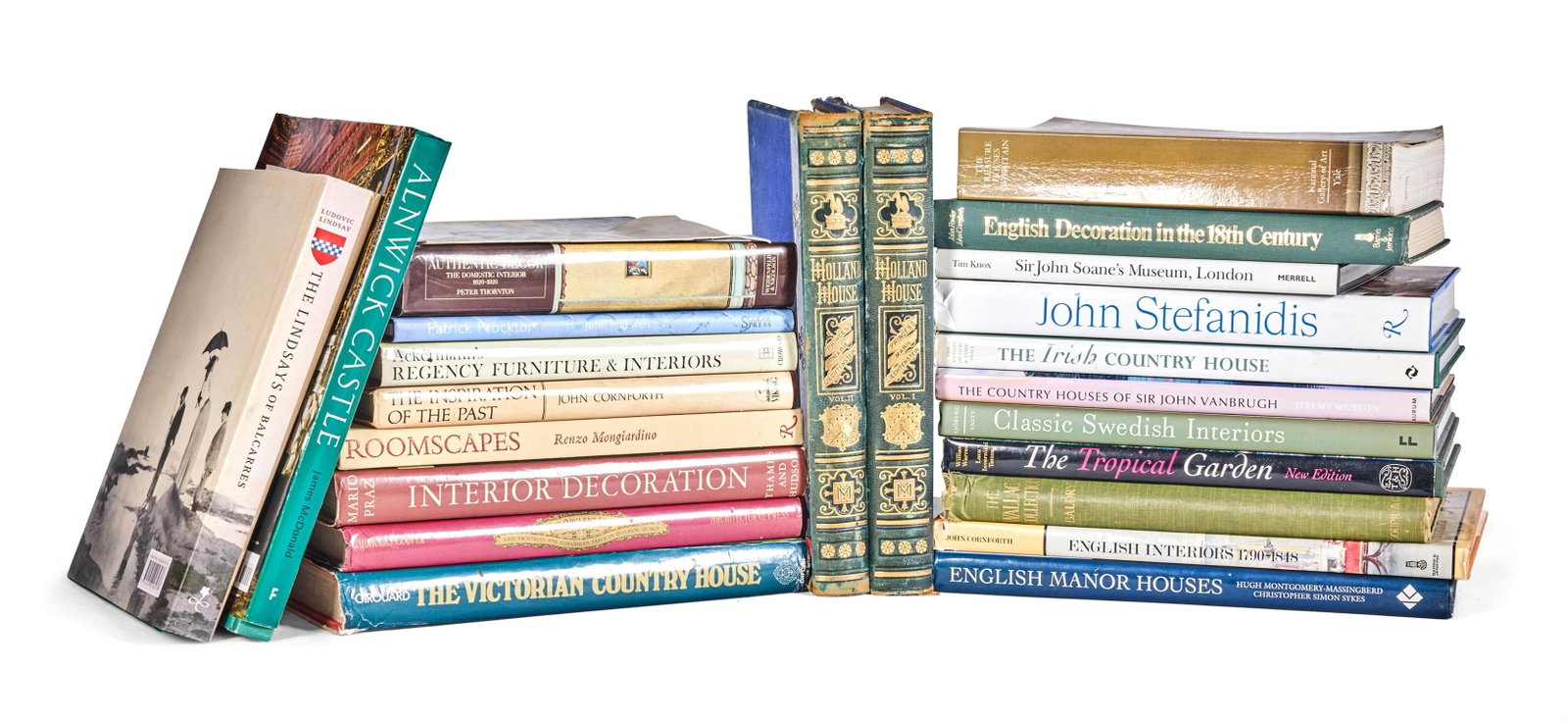 Ɵ A COLLECTION OF BOOKS RELATING TO FURNITURE (1 of 2)