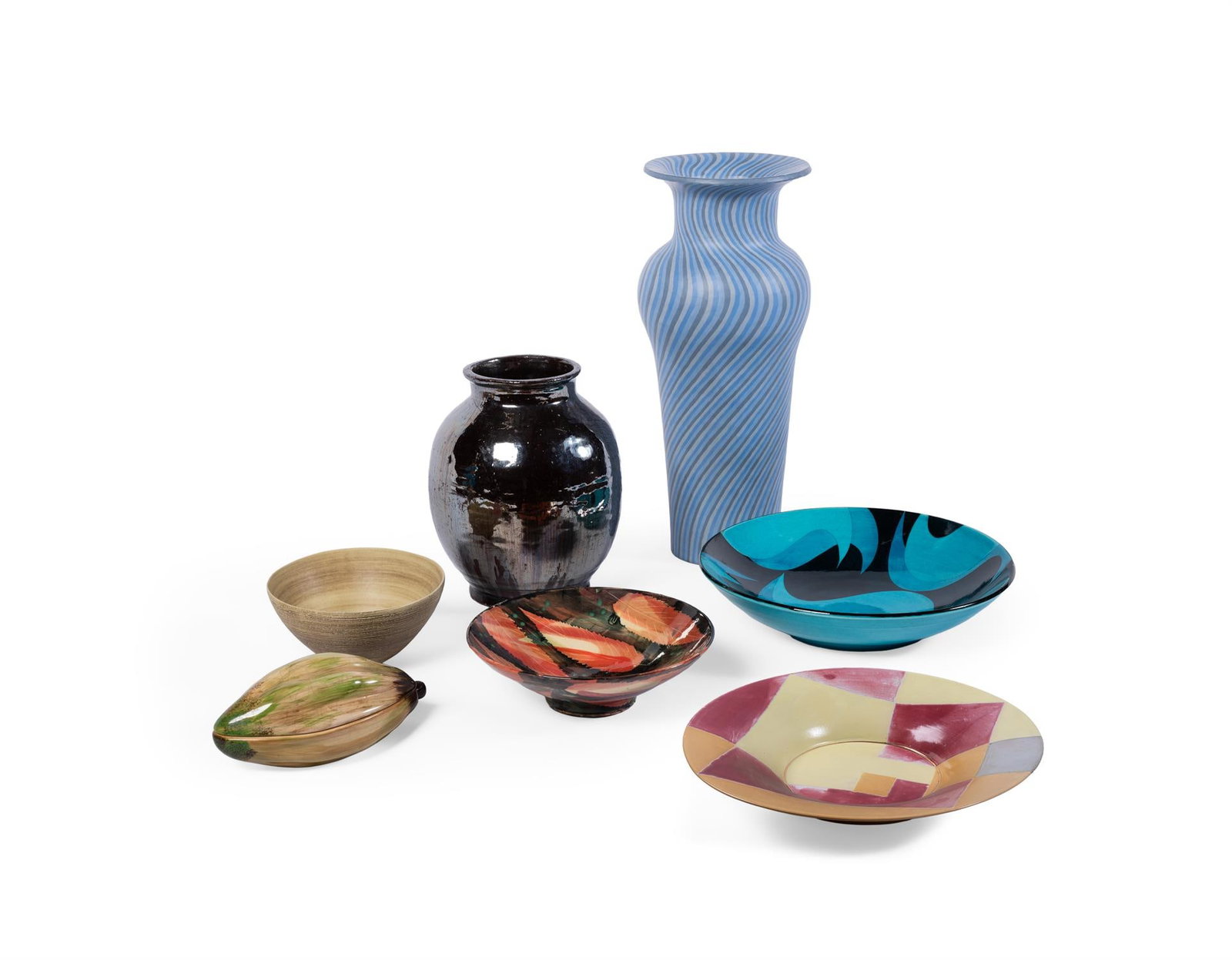 A SELECTION OF ART POTTERY, 20TH/21ST CENTURY (1 of 10)