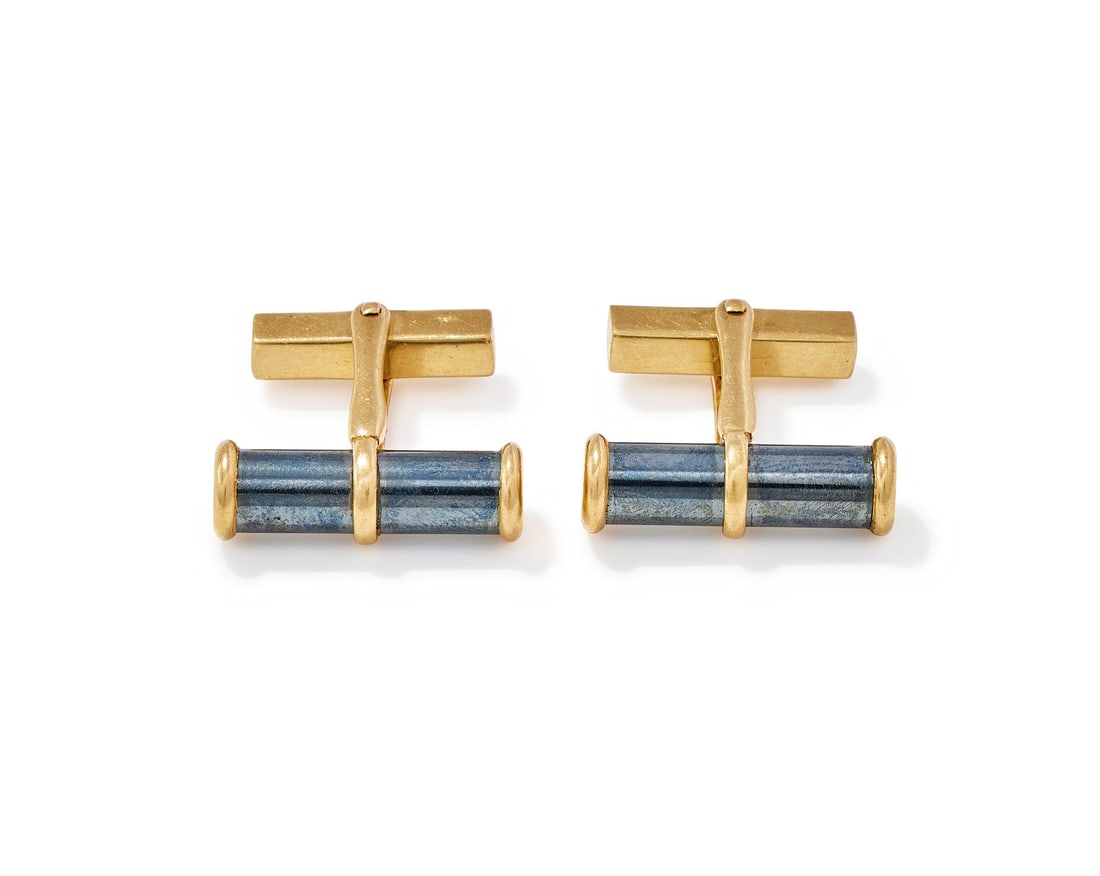 TIFFANY & CO., A PAIR OF HEMATITE CUFFLINKS (1 of 3)