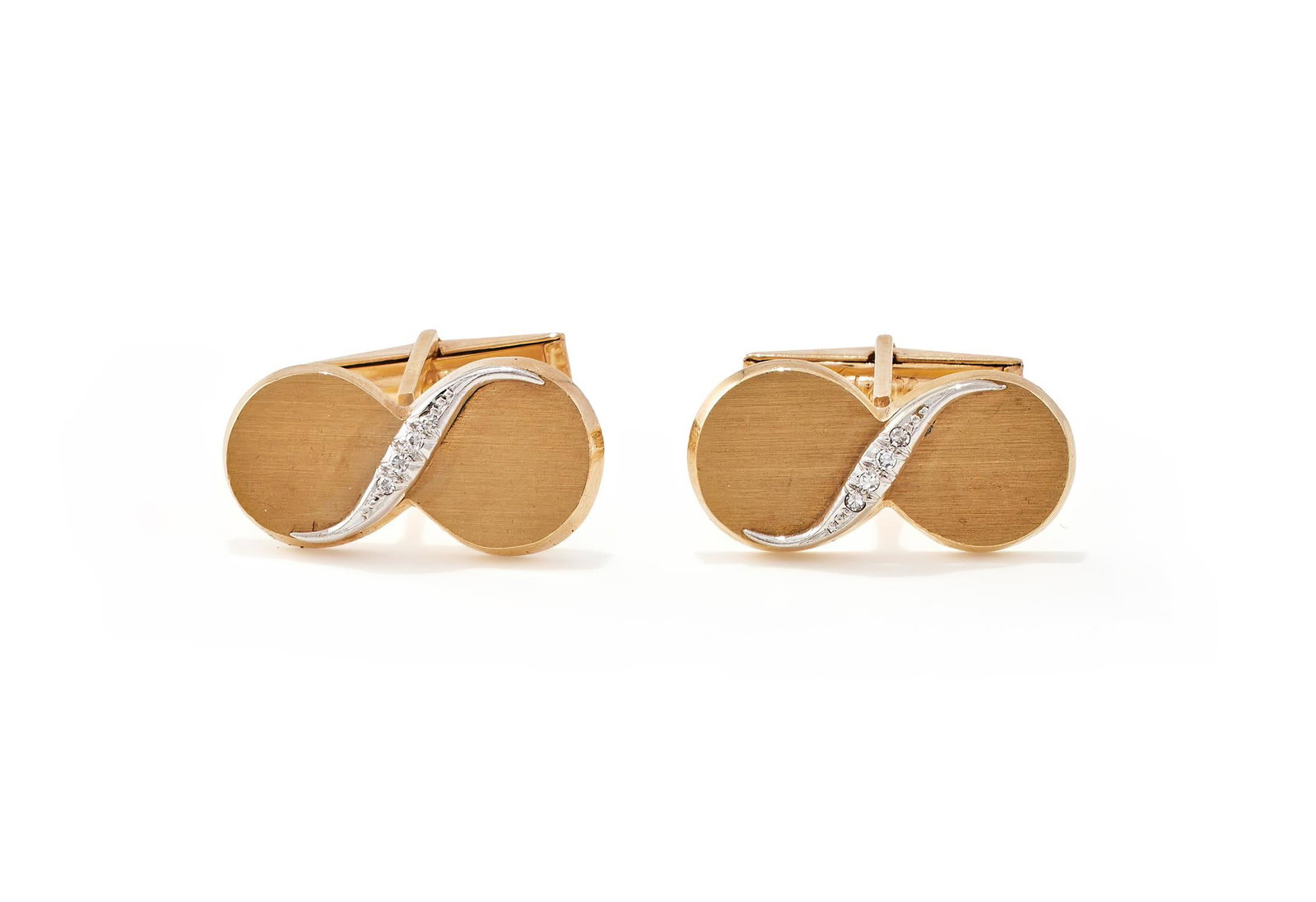 A PAIR OF DIAMOND SET CUFFLINKS (1 of 3)