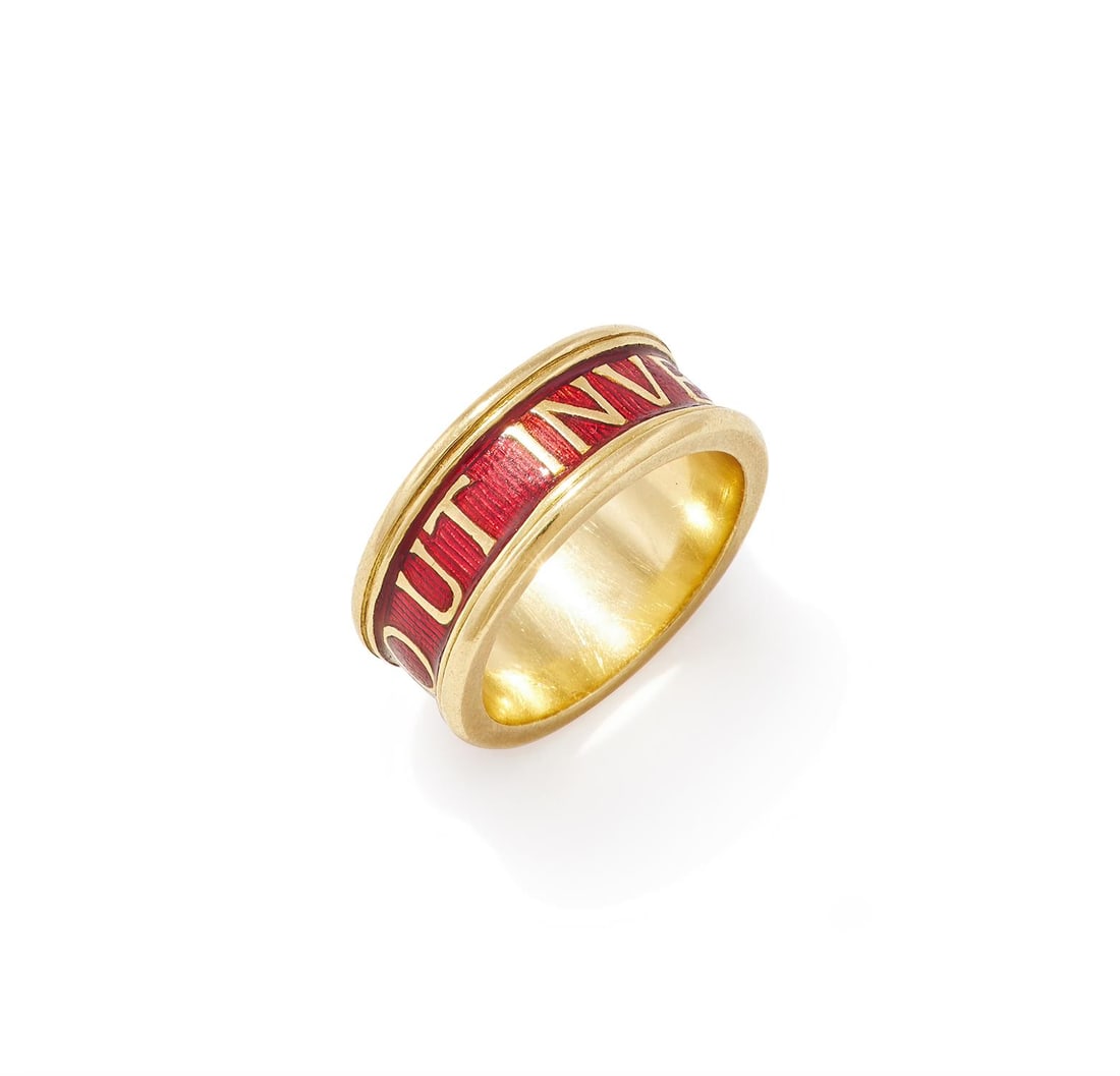 SHAUN LEANE, AN ENAMEL BAND RING (1 of 3)