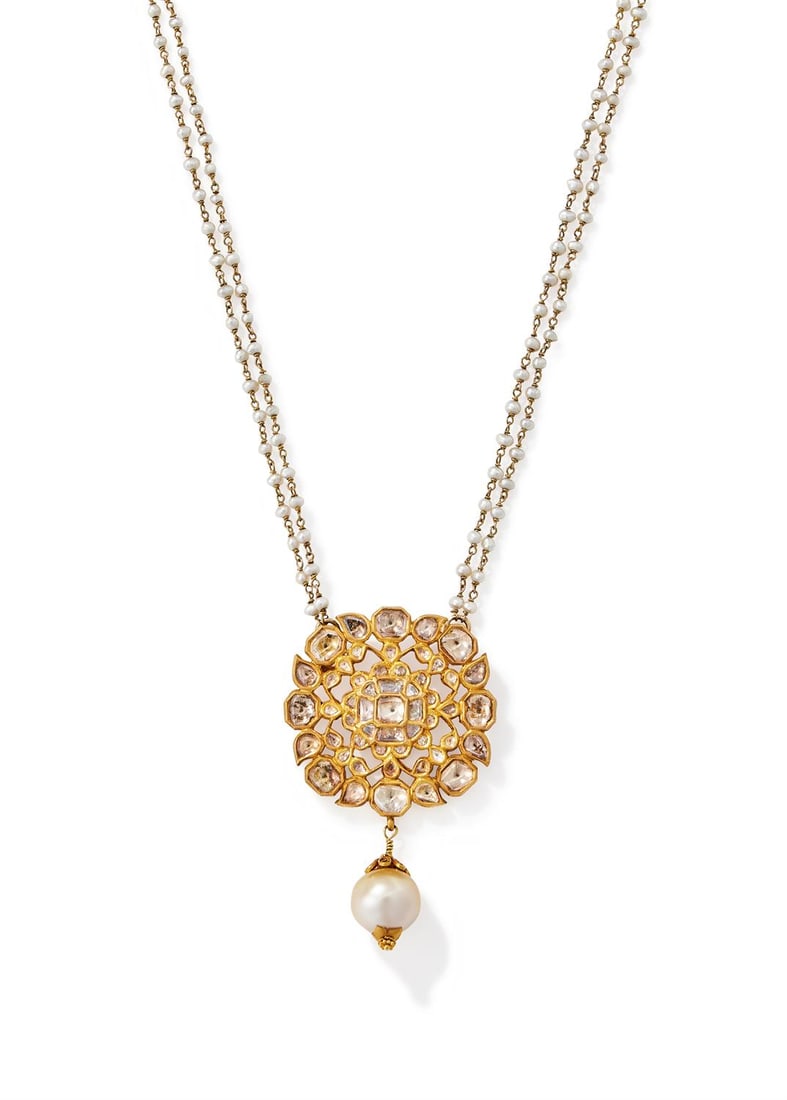 A DIAMOND, ENAMEL, SEED PEARL AND CULTURED PEARL KUNDAN PENDANT (1 of 2)