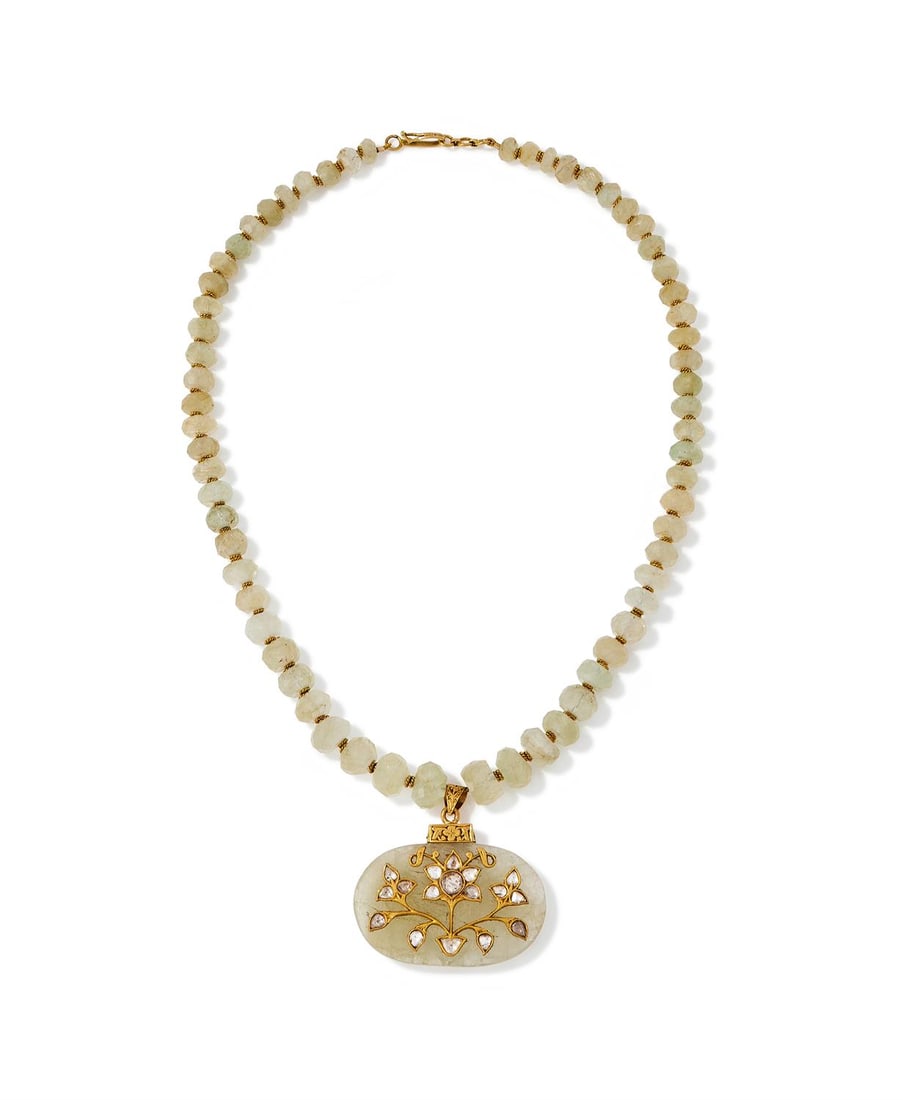AN INDIAN BERYL AND DIAMOND NECKLACE (1 of 2)