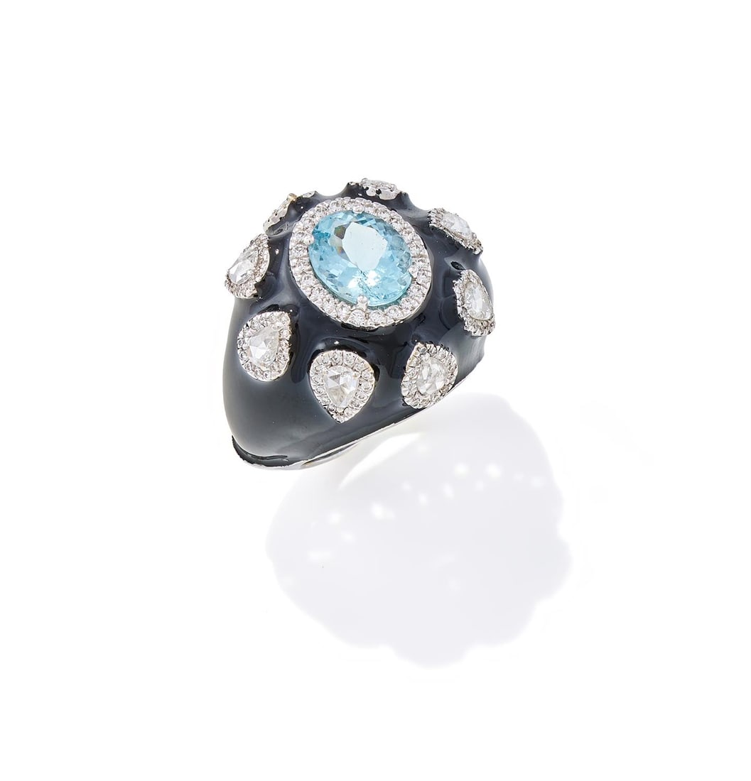 A DIAMOND, AQUAMARINE AND ENAMEL DRESS RING (1 of 3)