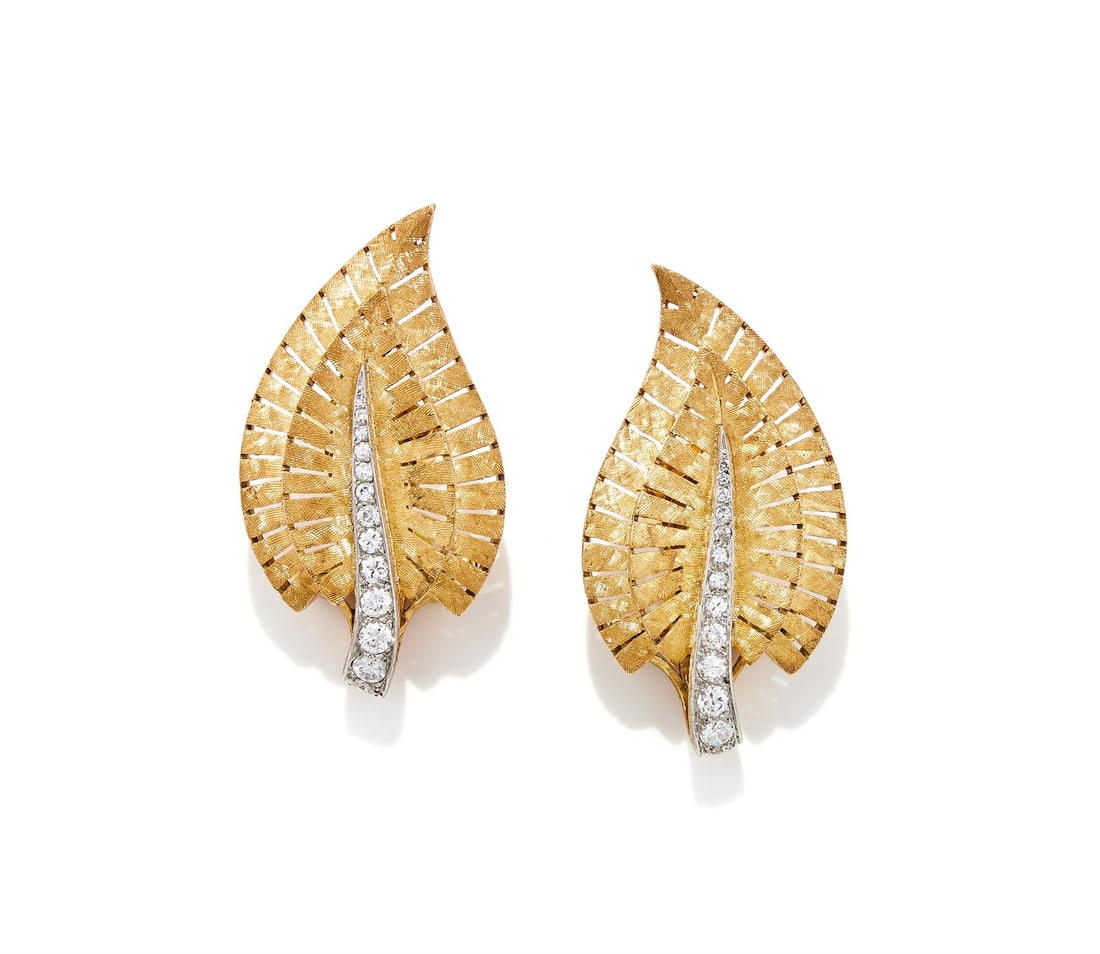 VAN CLEEF & ARPELS, A PAIR OF DIAMOND SET LEAF EARRINGS (1 of 2)