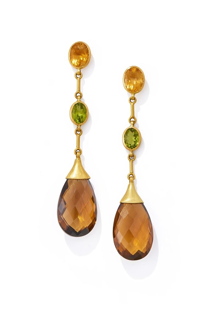 A PAIR OF SMOKY QUARTZ, CITRINE AND PERIDOT PENDENT EARRINGS (1 of 2)