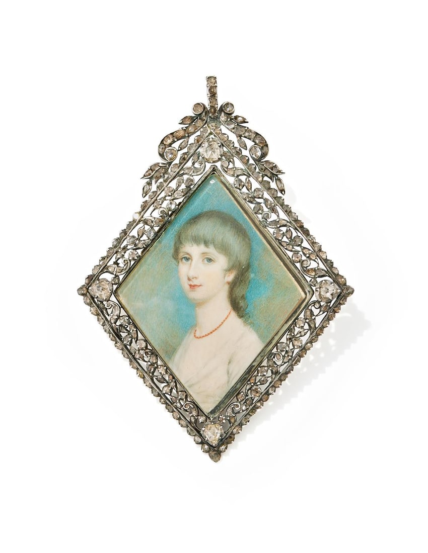 Y AN EARLY 20TH CENTURY PORTRAIT MINIATURE AND DIAMOND PENDANT (1 of 3)