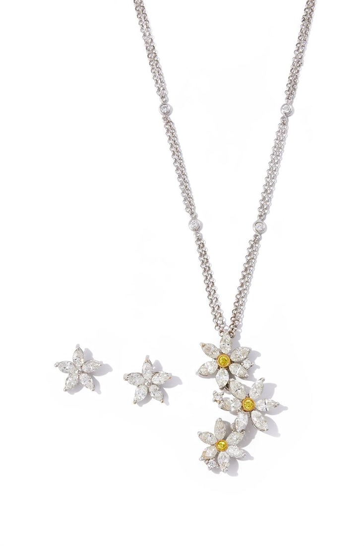 A DIAMOND PENDANT NECKLACE AND EARRINGS (1 of 3)