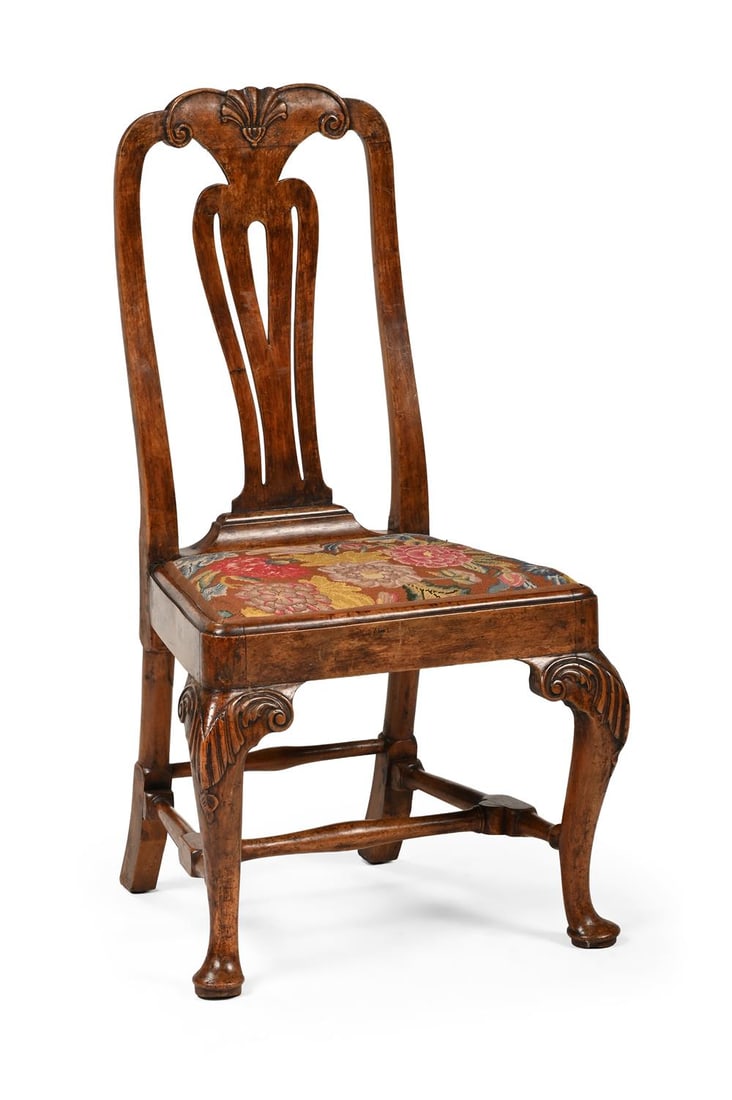 A GEORGE II CARVED WALNUT CHAIR, CIRCA 1740 (1 of 3)