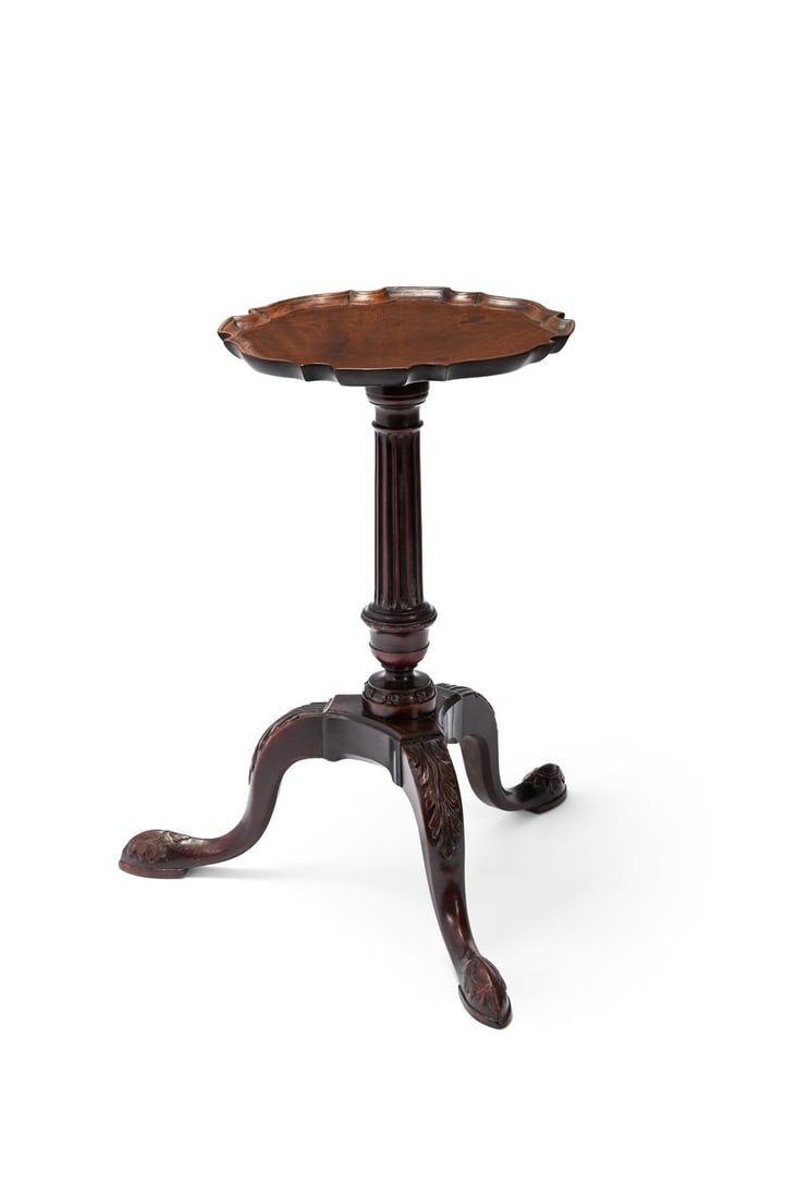 A GEORGE II MAHOGANY PIECRUST CANDLE STAND, IN THE MANNER OF THOMAS CHIPPENDALE, CIRCA 1750 (1 of 3)