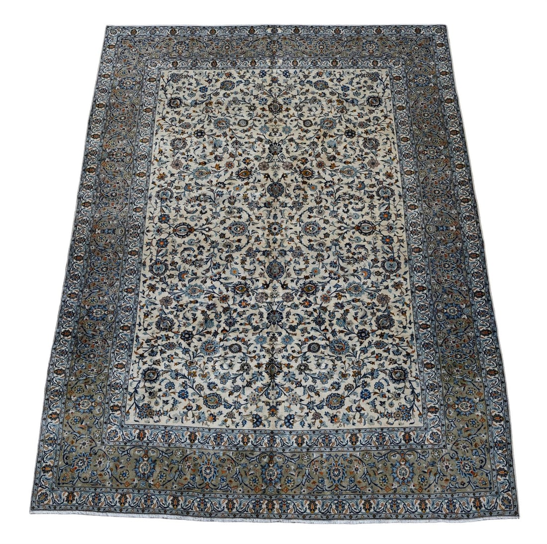 A KASHAN CARPET (1 of 4)
