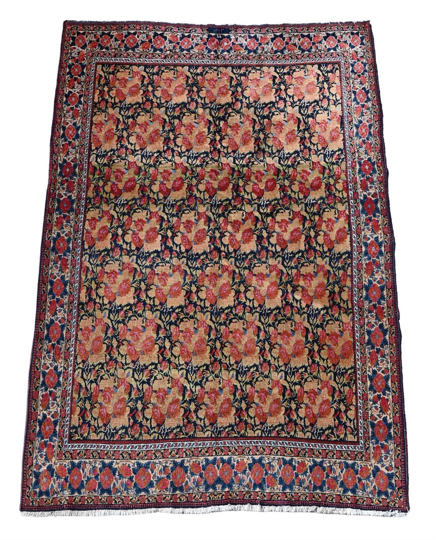 A VERAMIN RUG OR SMALL CARPET (1 of 4)