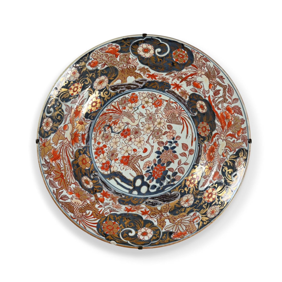 A LARGE IMARI CHARGER, EDO PERIOD, CIRCA 1680 (1 of 2)