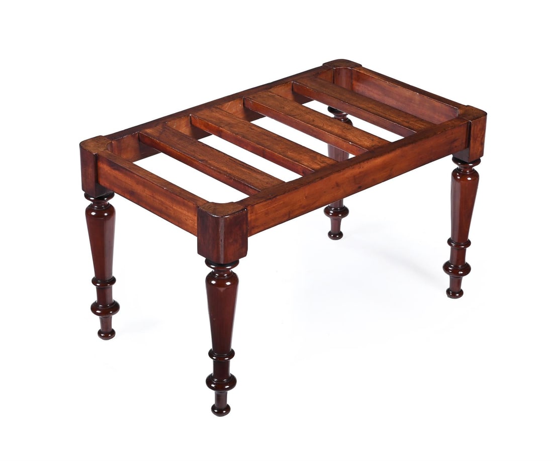 A WILLIAM IV MAHOGANY LUGGAGE STAND, IN THE MANNER OF HOLLAND & SONS, CIRCA 1835 (1 of 3)