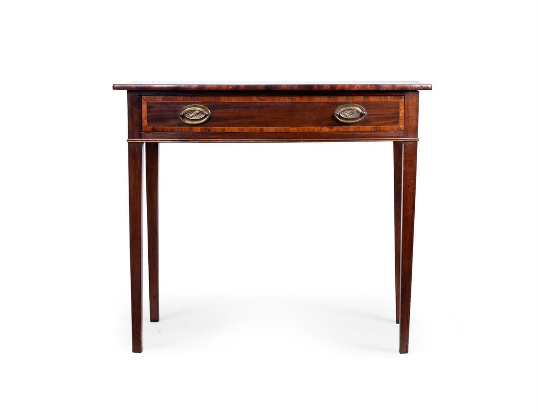 Y A GEORGE III SATINWOOD CROSSBANDED MAHOGANY BOWFRONT CONSOLE OR SIDE TABLE, CIRCA 1800 - 2