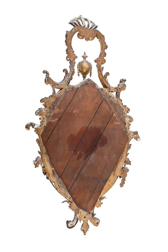 A LARGE CARVED GILTWOOD MIRROR, IN GEORGE III STYLE, 19TH CENTURY - 2