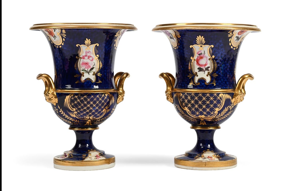 A PAIR OF COALPORT PORCELAIN TWO-HANDLED CAMPANA URNS, CIRCA 1820 - 2