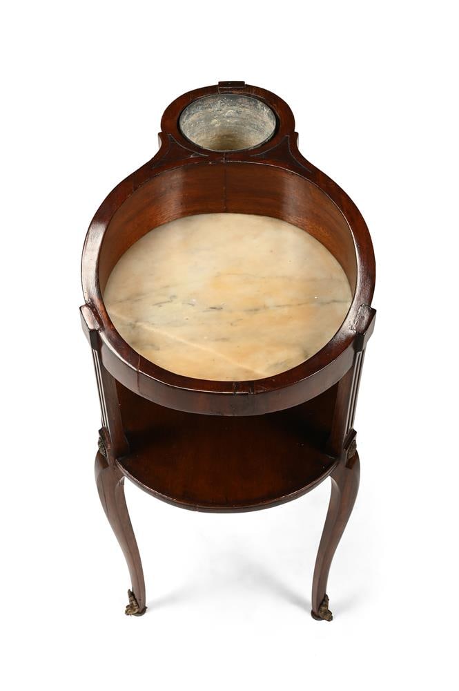 A WALNUT AND MARBLE INSET OCCASIONAL TABLE, FRENCH, FIRST HALF 19TH CENTURY - 2