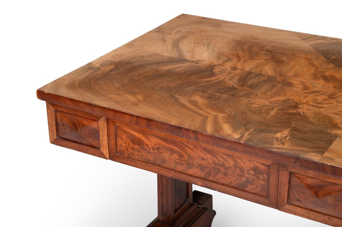 A GEORGE IV OR WILLIAM IV MAHOGANY LIBRARY CENTRE TABLE, CIRCA 1825 - 2