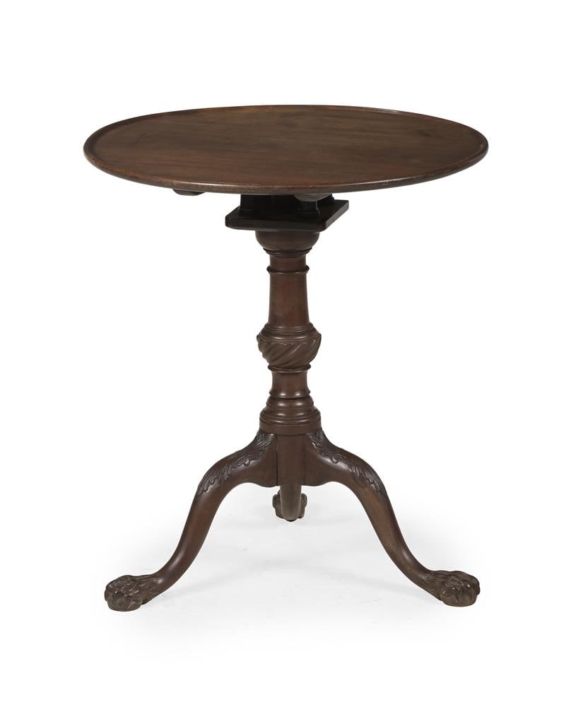A GEORGE II MAHOGANY CIRCULAR DISH TOP TRIPOD TABLE, CIRCA 1755 - 2