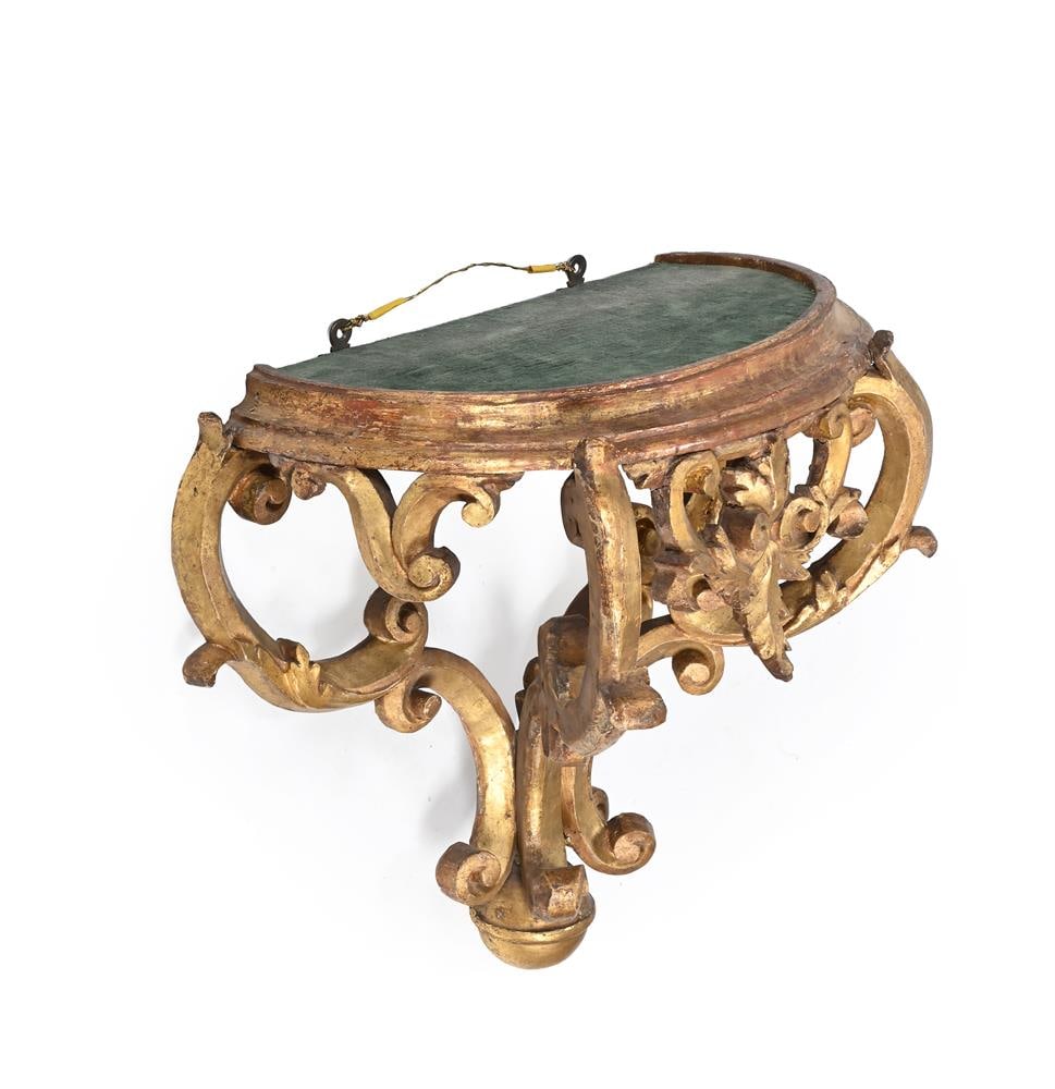 A CARVED, PIERCED WOOD AND GILT GESSO WALL BRACKET, ITALIAN, SECOND HALF 19TH CENTURY - 2