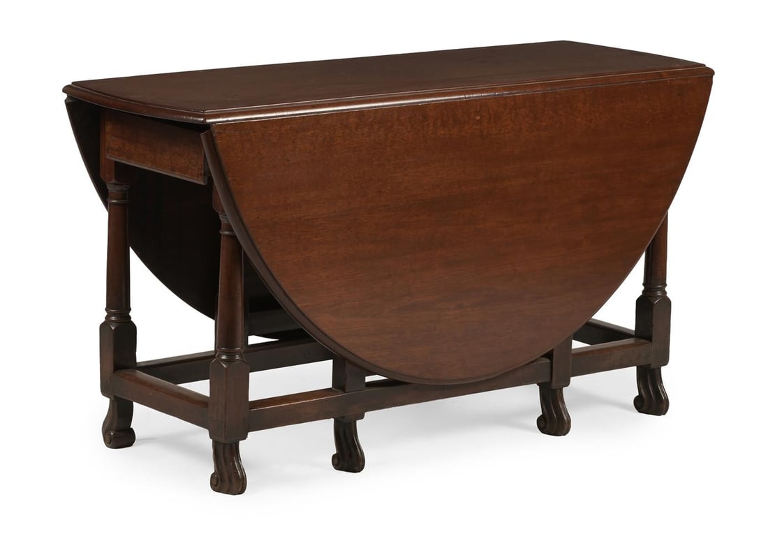 A RED WALNUT DROP LEAF TABLE, FIRST QUARTER 18TH CENTURY - 2