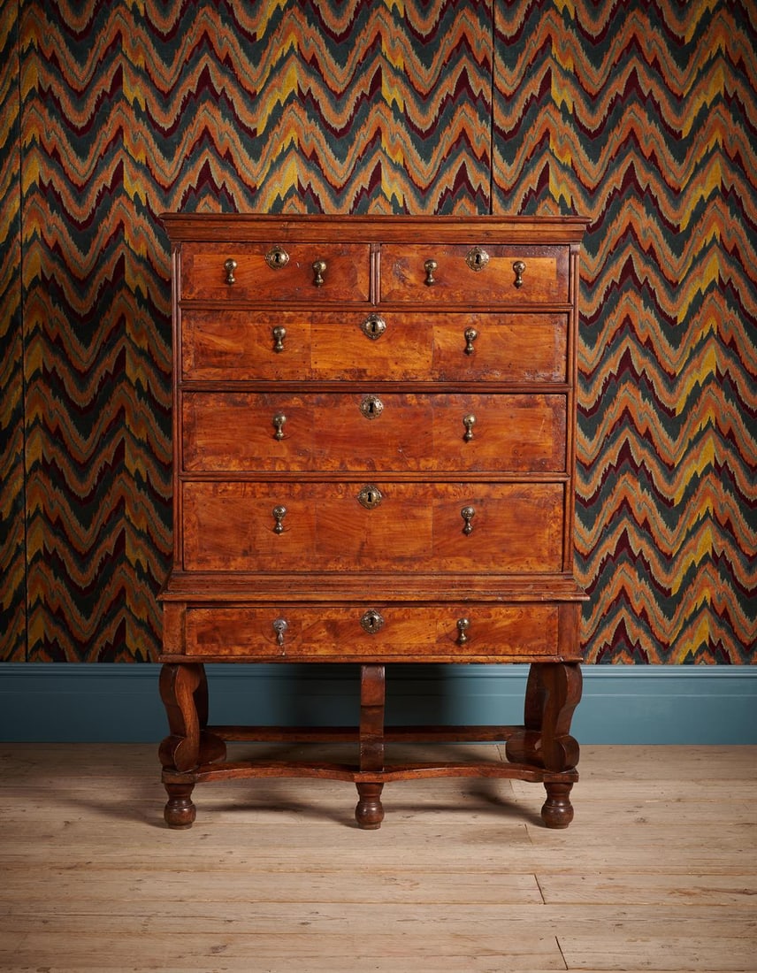 A WILLIAM & MARY BURR YEW, ELM AND BURR ELM CABINET ON STAND, CIRCA 1690 (1 of 7)