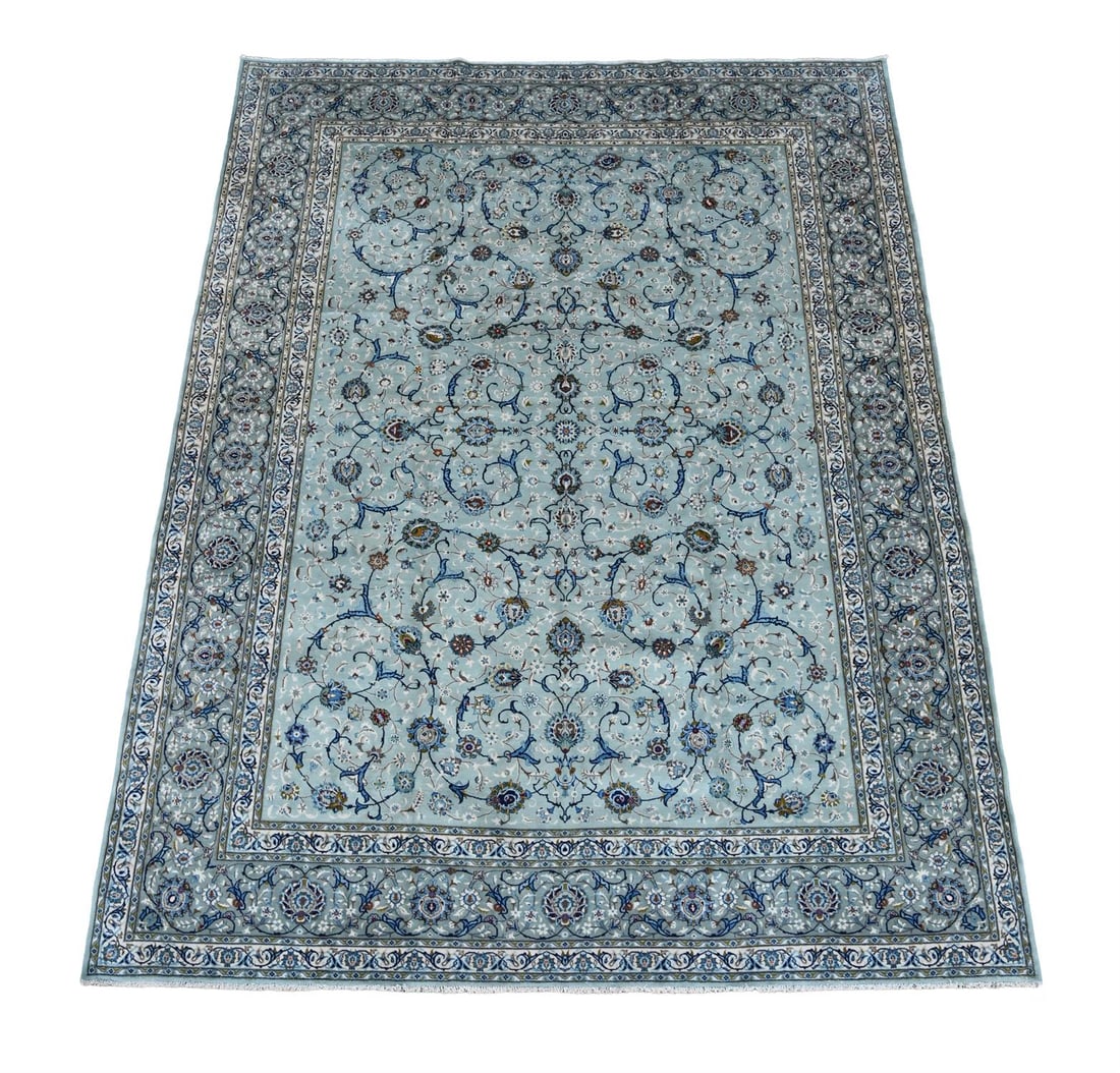 A FINE KASHAN CARPET, CIRCA 1940 (1 of 3)