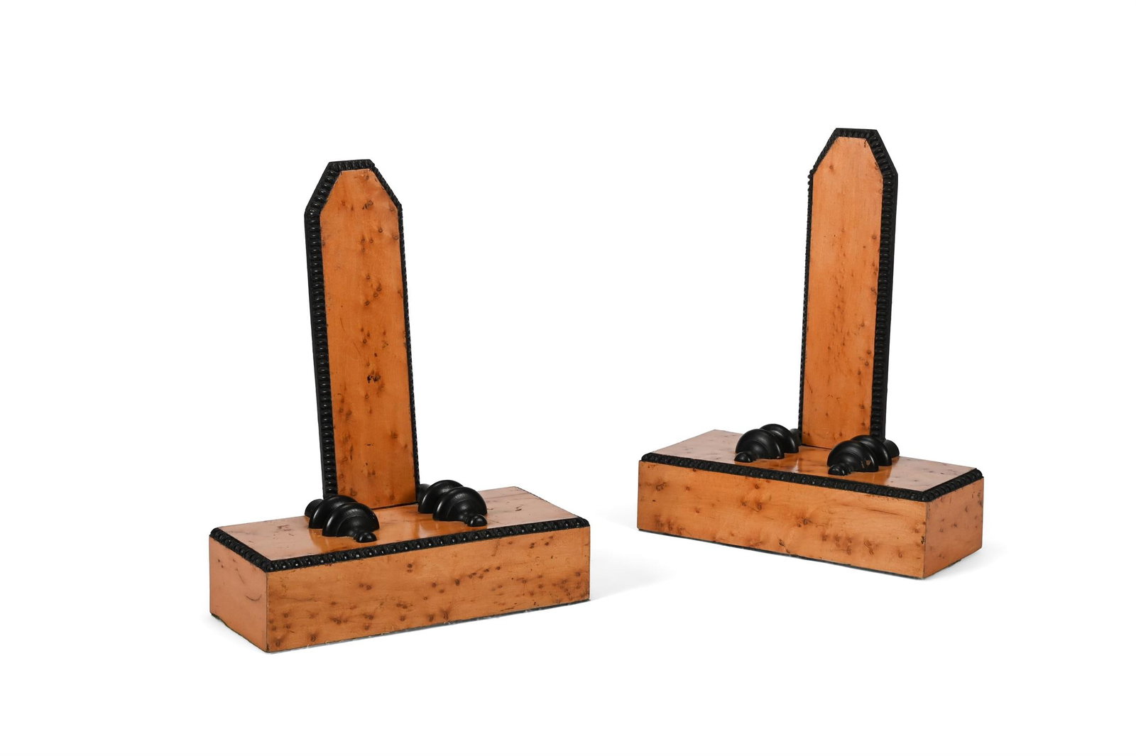 A PAIR OF BIRD'S EYE MAPLE AND EBONISED CHARGER OR SALVER STANDS, IN REGENCY STYLE, 20TH CENTURY (1 of 2)