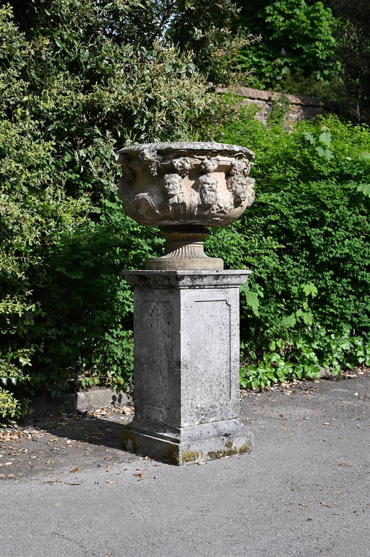 AFTER THE ANTIQUE, A VICTORIAN TERRACOTTA WARWICK URN, BY BLANCHARD & CO., CIRCA 1860 (1 of 1)