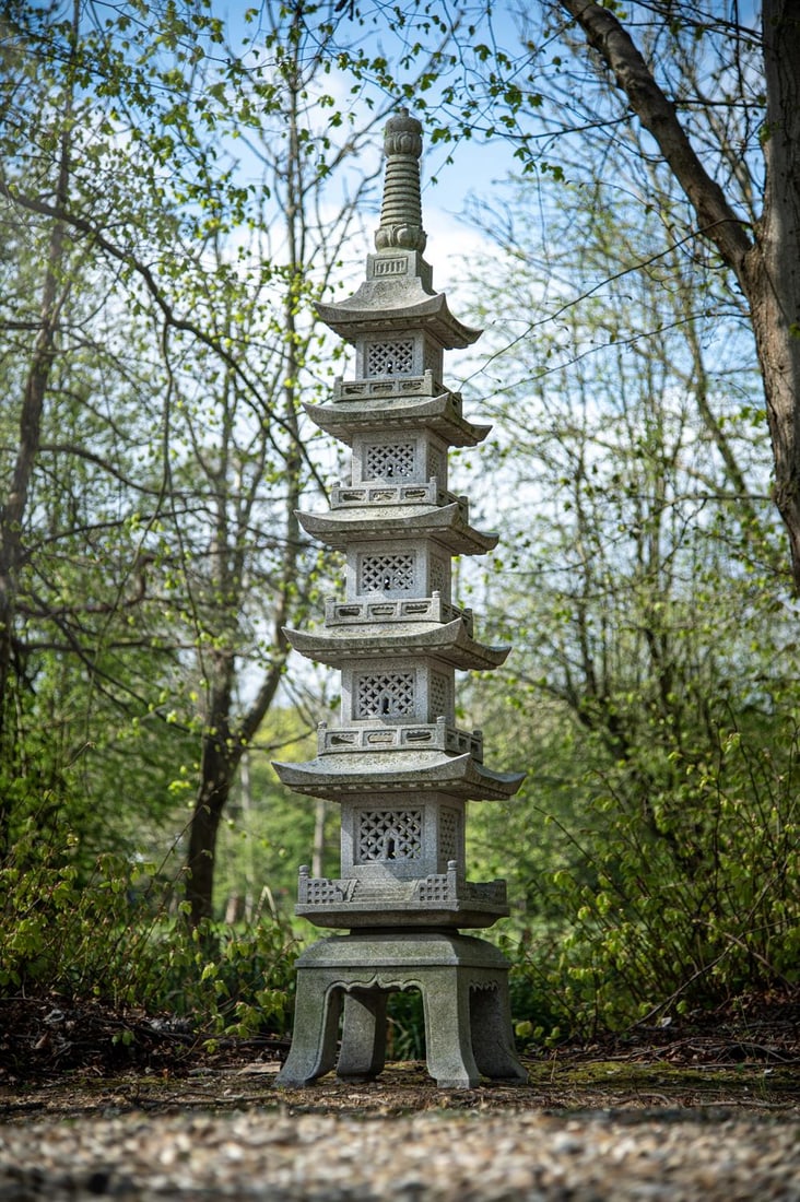 A LARGE JAPANESE CARVED GRANITE GARDEN PAGODA LANTERN, LATE 19TH OR EARLY 20TH CENTURY (1 of 3)