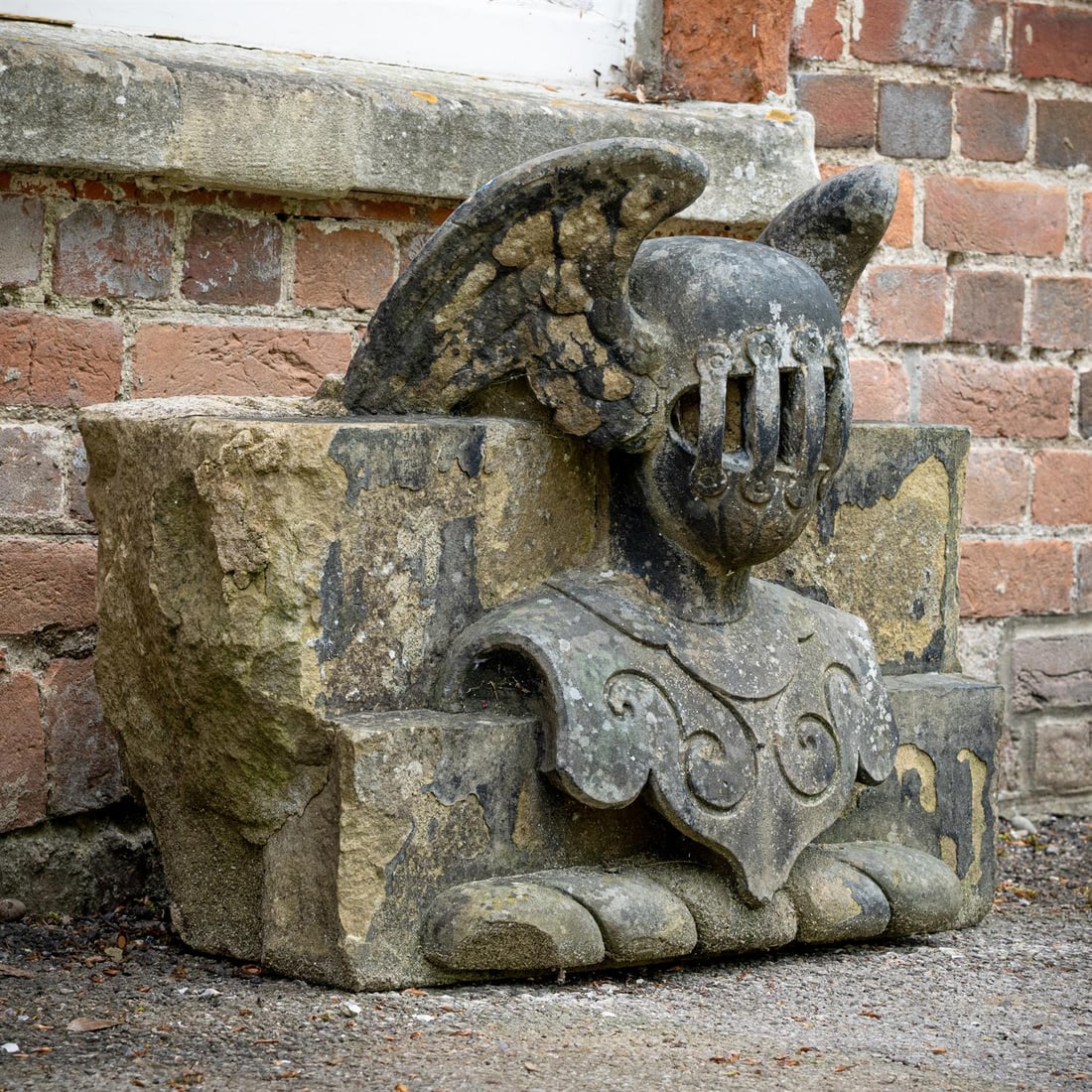 A CARVED STONE ARMORIAL SECTION, EARLY 19TH CENTURY (1 of 2)