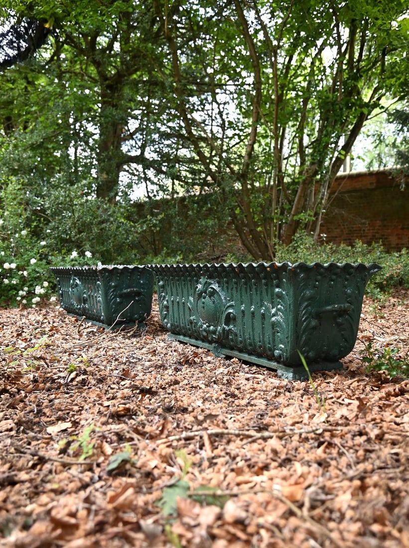 A PAIR OF GREEN PAINTED CAST IRON PLANTERS, FRENCH, LATE 19TH CENTURY (1 of 1)